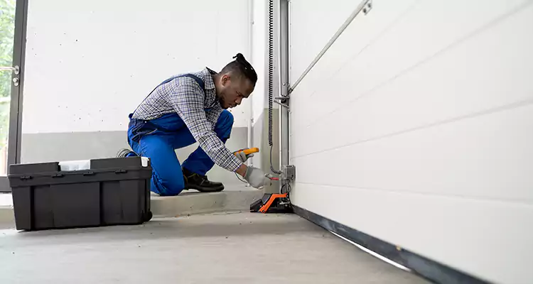 Garage Door Sensor Repair in Leesburg, FL