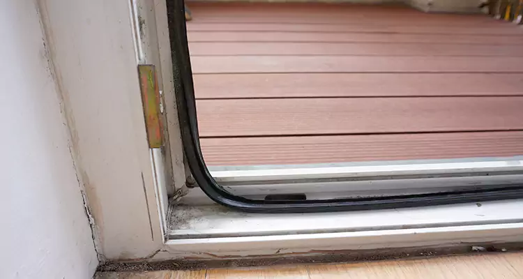 Patio Door Weatherproofing Installation in Leesburg, FL