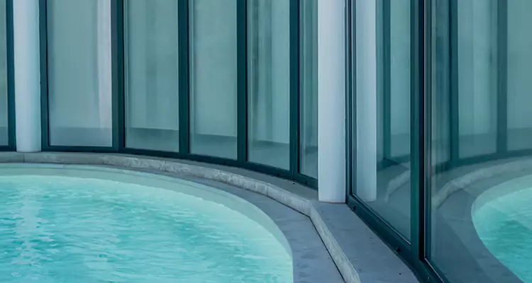 Repair Polyester Screen for Pool Enclosure in Leesburg, FL