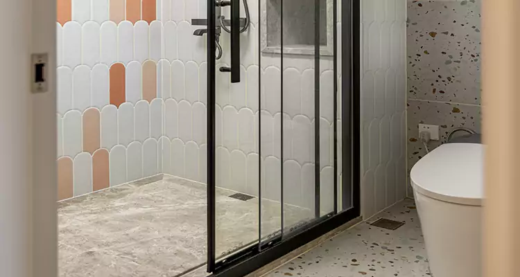 Sliding Shower Door Repair in Leesburg, FL