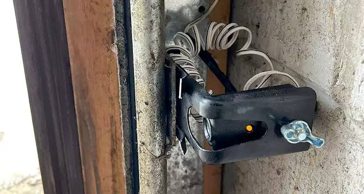 Fix Broken Garage Door Sensor in Leesburg, FL