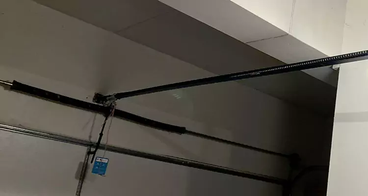 Garage Door Spring Removal in Leesburg, FL