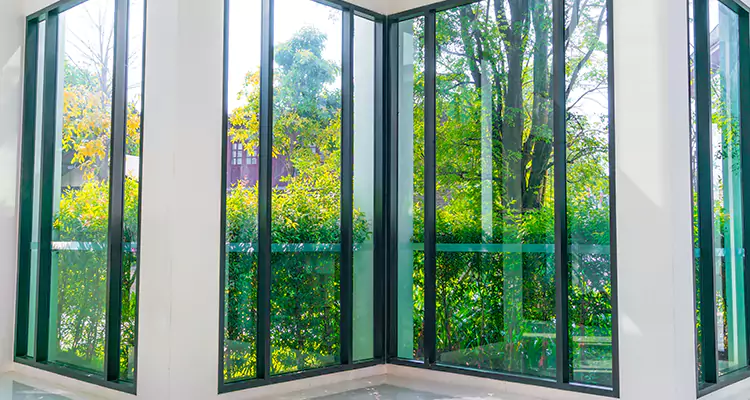Folding Glass Balcony Door Repair in Leesburg, FL