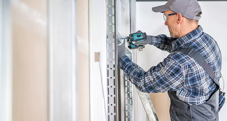Sliding Patio Door Handle Repair in Leesburg, FL
