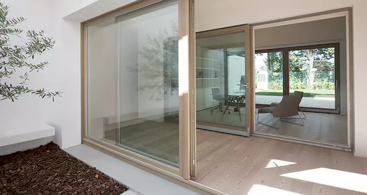 Sliding Screen Door Bottom Track Replacement in Leesburg, FL